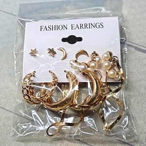 6 Sets of Brushed Gold Earrings – New With Tags (Set F)